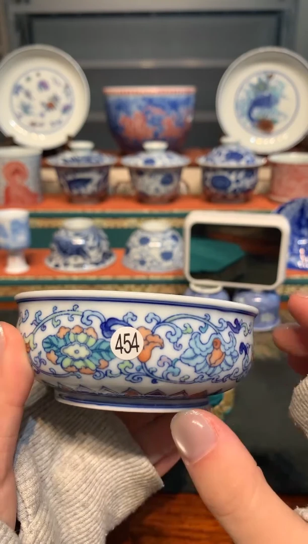 正**明454斗彩缠枝花卉杯瑕疵cl102