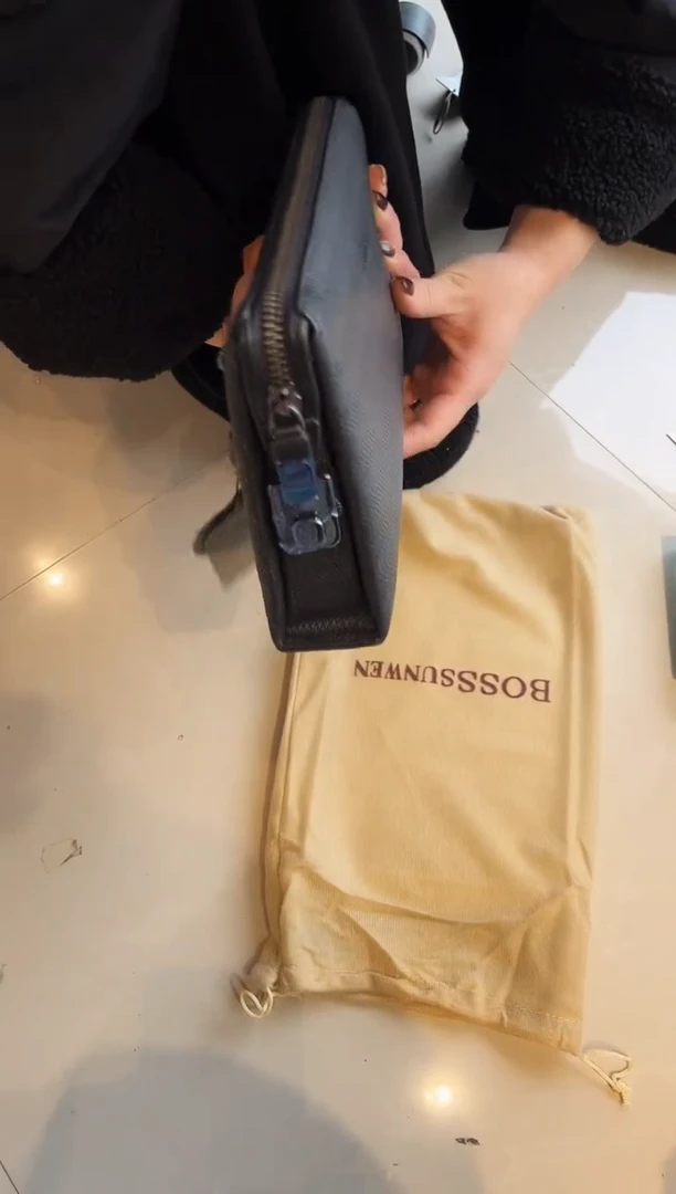 头层牛皮098品牌男包清货中(不要卡单，理性消费）