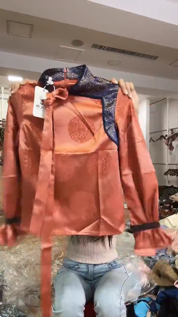 衬衣       L码        110-120斤