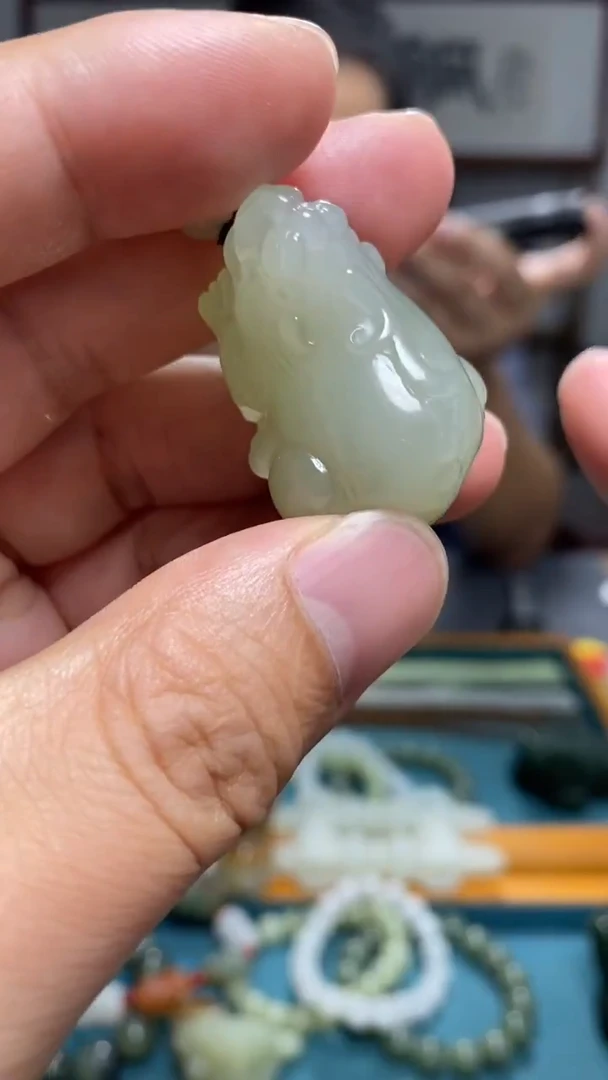颈饰未镶嵌和田玉14