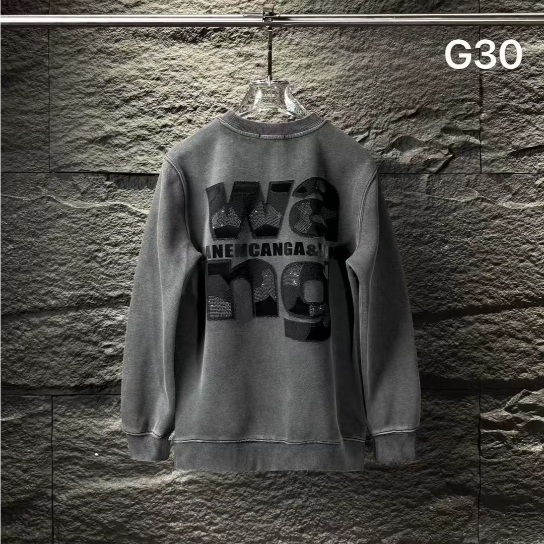 早春百搭单品水洗做旧烫钻韩版圆领卫衣流行新款开春穿搭