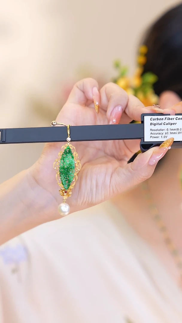 18K金镶嵌翡翠耳饰耳坠zs