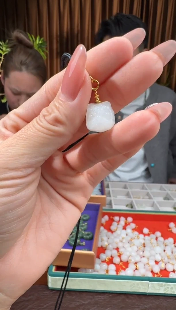 颈饰未镶嵌和田玉110吴倩11.26多样性拍一发一