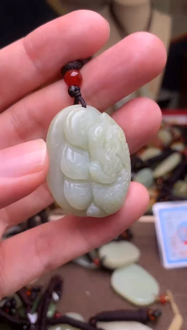 颈饰未镶嵌和田玉新疆料青海料清水和田玉吊坠