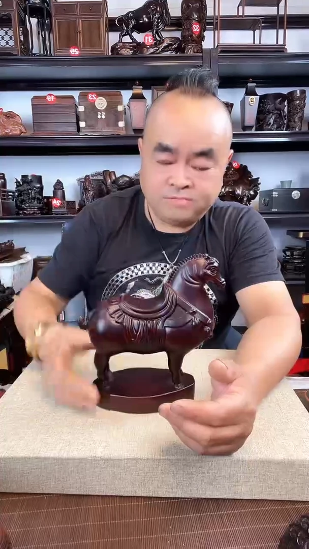 木老李红木工艺品瑕疵