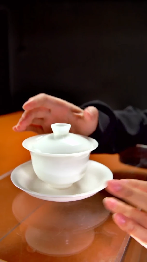 其他陶瓷《言泥陶瓷》冰种羊脂玉手工素烧系列  三才盖碗130cc