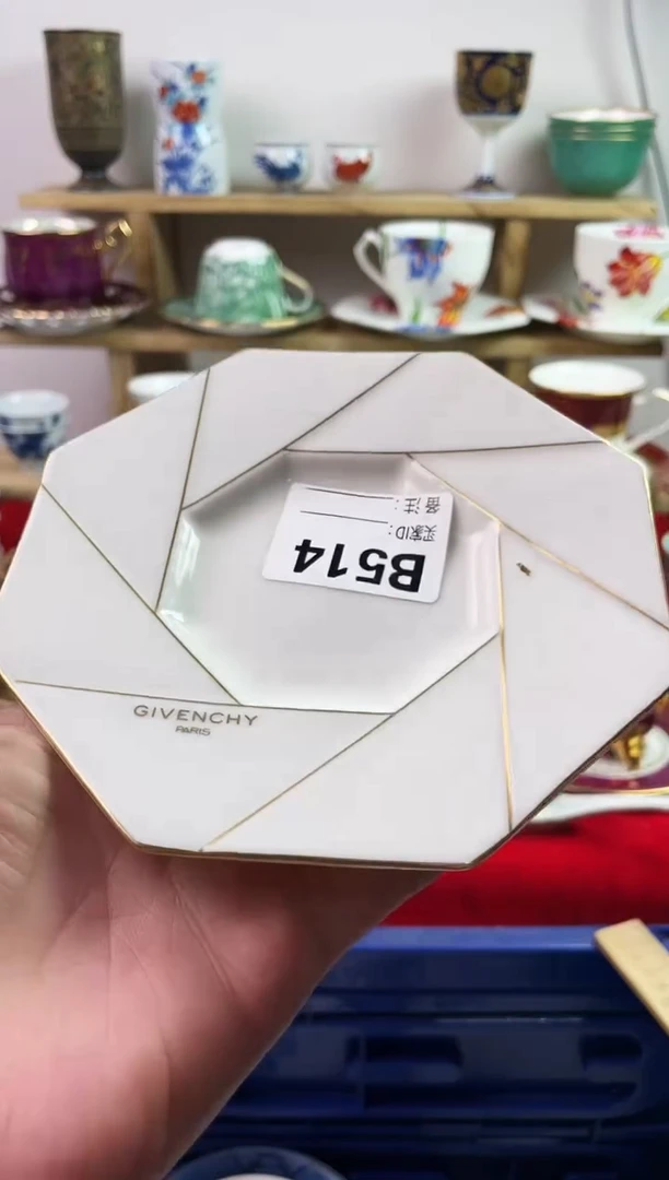 瓷片J**e77777777777 B514