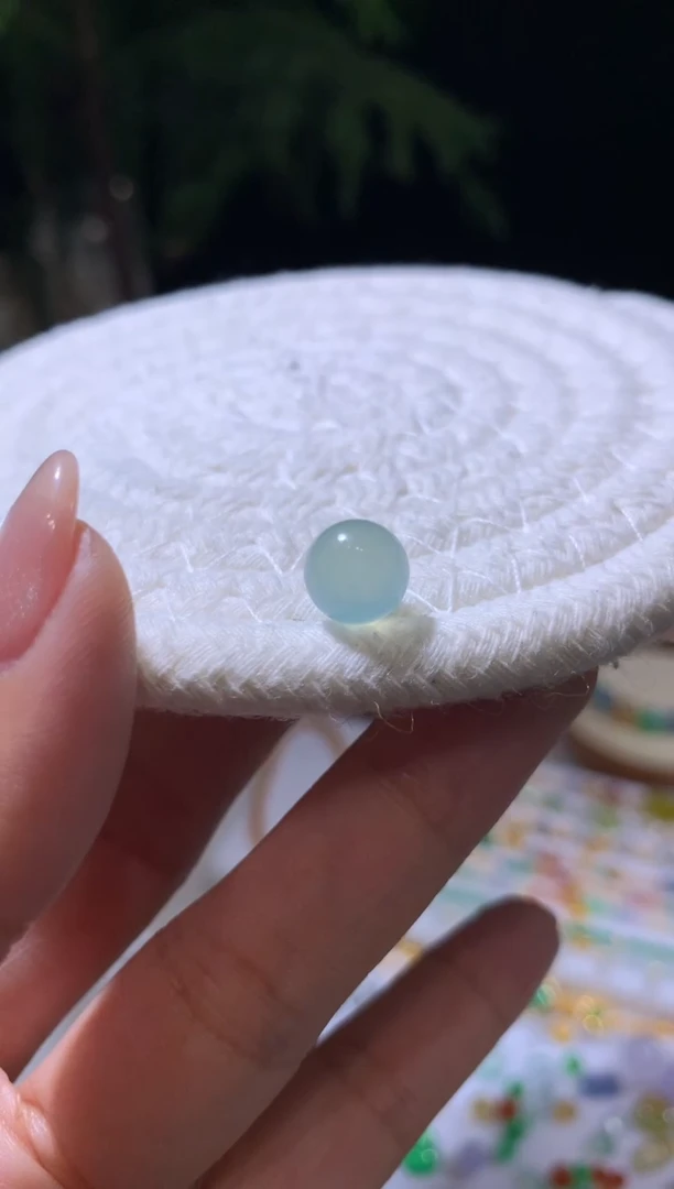 未镶嵌定制翡翠乐*8.6卡1600