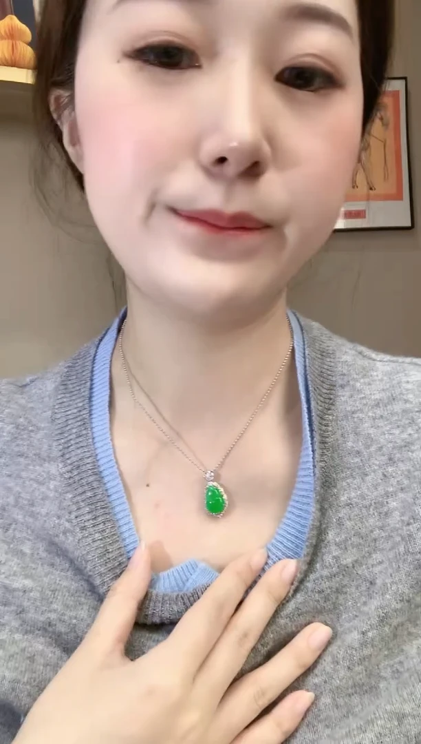 【闪购商品】翡翠颈饰18K金镶嵌B184