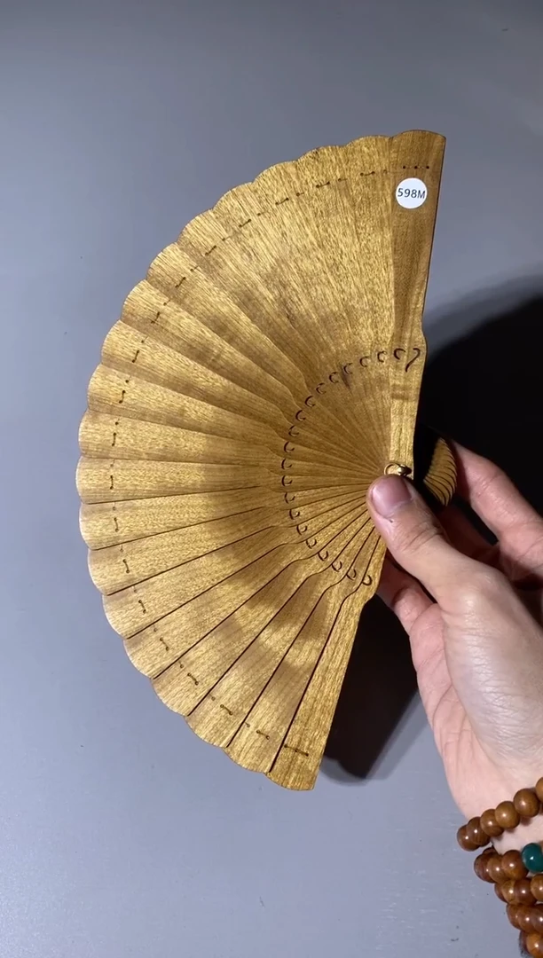 【闪购商品】金丝楠598号15cm金丝楠木小叶桢楠扇子