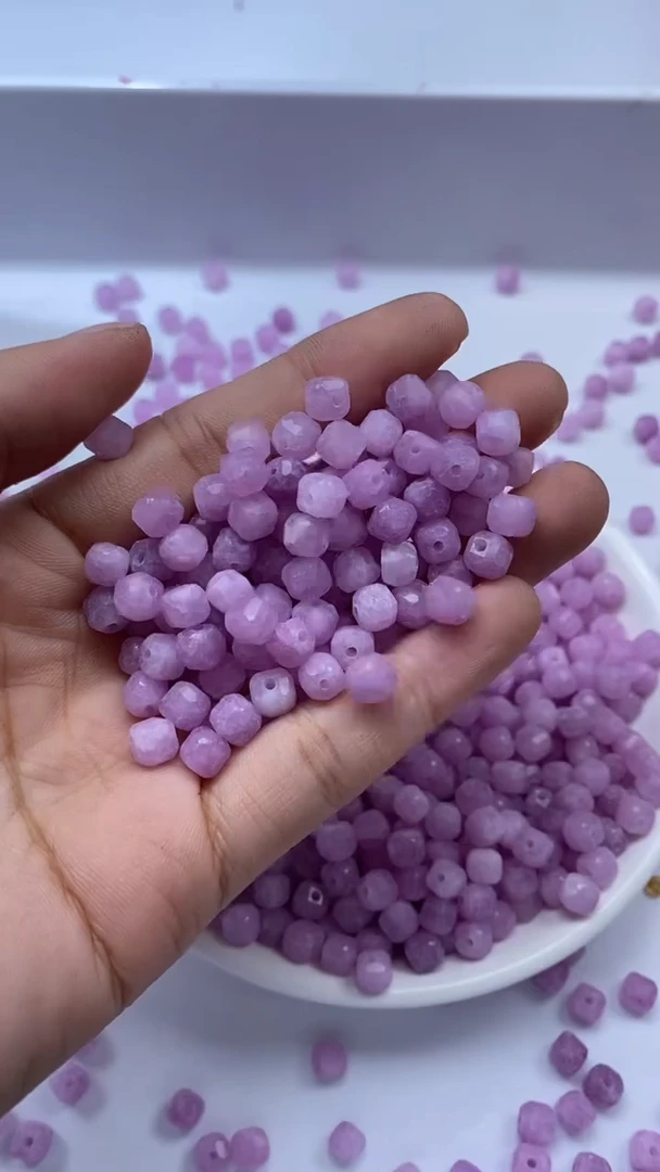 颈饰未镶嵌石英岩玉X2211-紫*锂*灰方糖5mm*10颗