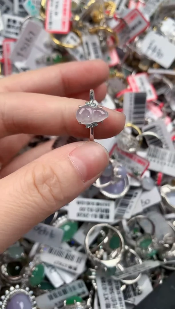 银S925镶嵌戒指翡翠777      2