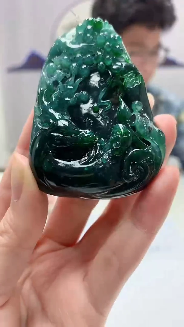 【闪购商品】定制翡翠未镶嵌4688zm-毛货挂件171鹿牌