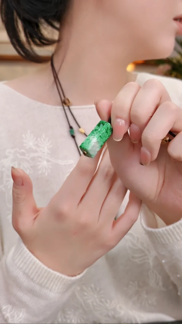 颈饰未镶嵌翡翠国风