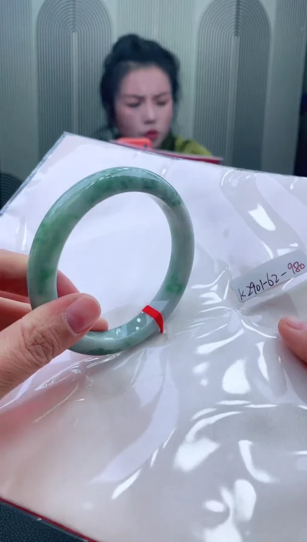 未镶嵌手镯翡翠62