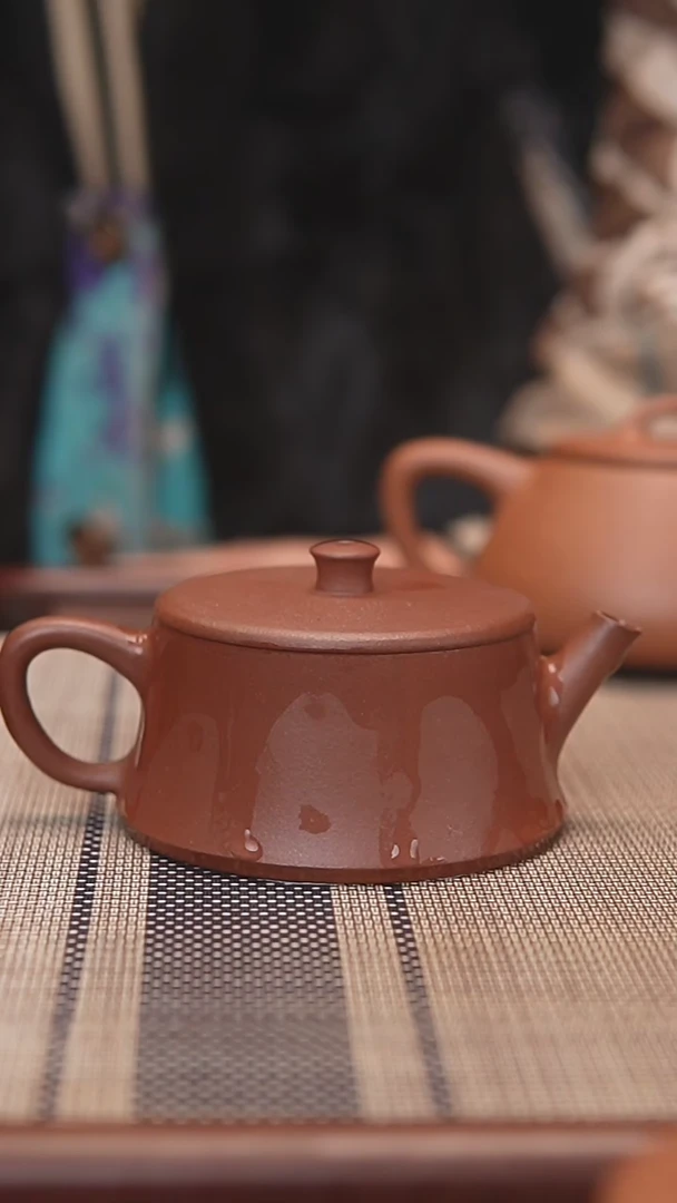 【闪购商品】紫砂茶杯红皮龙云柱110cc