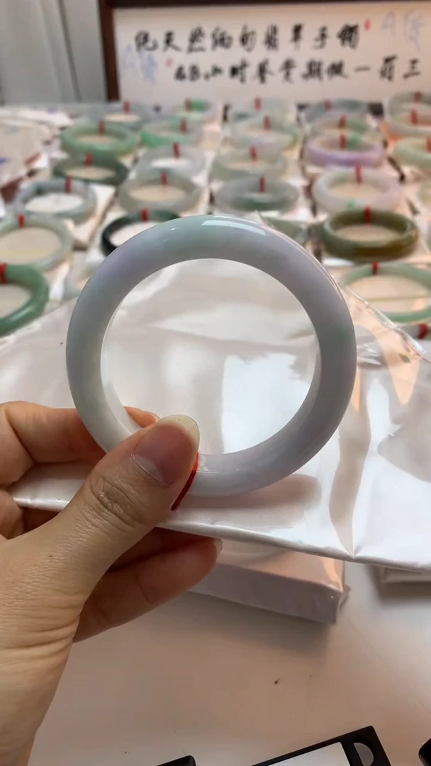 未镶嵌手镯翡翠58春彩