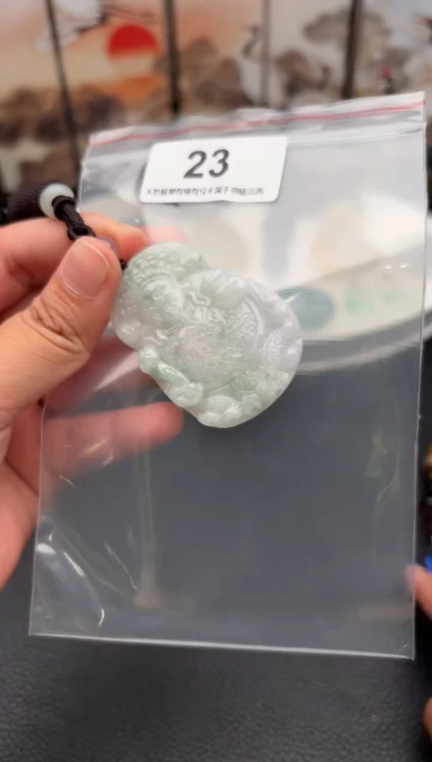 翡翠未镶嵌颈饰天然翡翠吊坠23