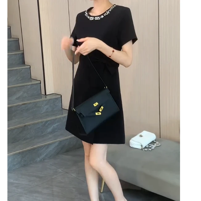 2025春夏时尚高级纯黑百搭连衣裙法式复古修身连衣裙CY202403