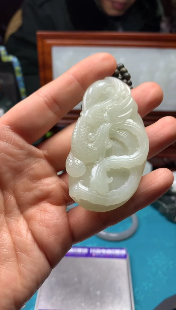 颈饰未镶嵌和田玉拍一发一