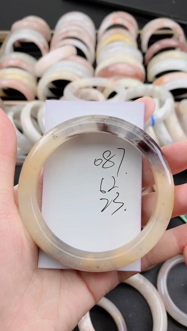 未镶嵌手镯石英质玉（金丝玉）087