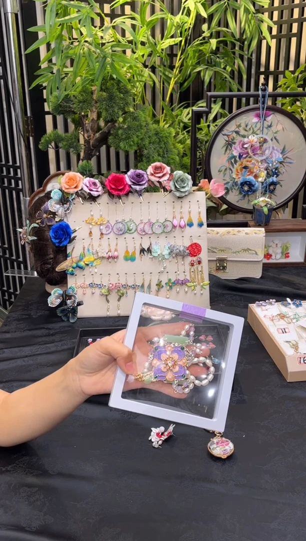 织绣冰*非遗苏绣饰品