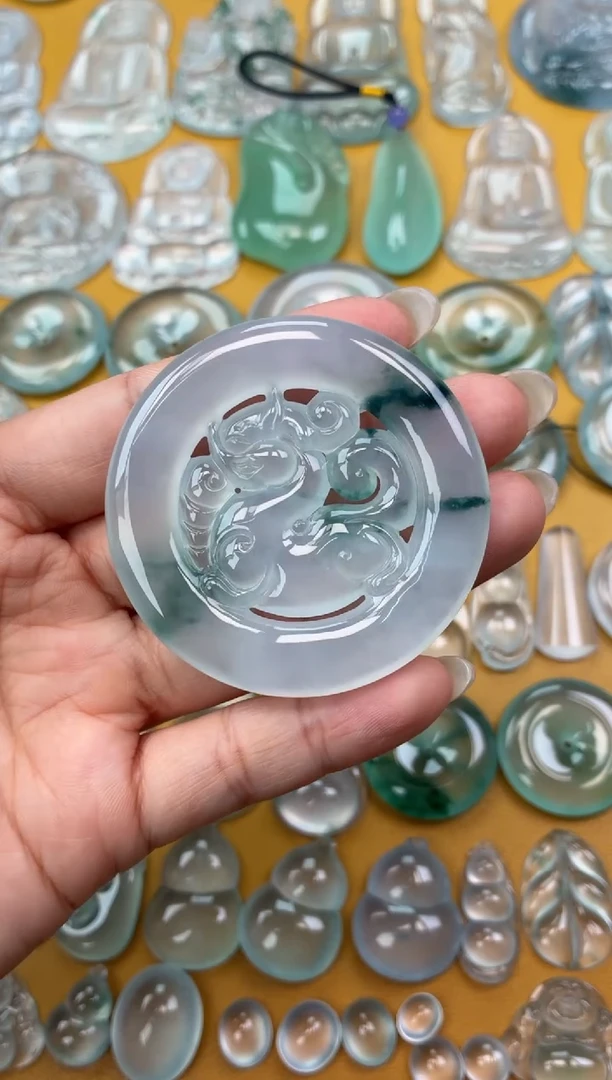 吊坠(不含链)未镶嵌翡翠6 麒麟圈 53.9 5.9