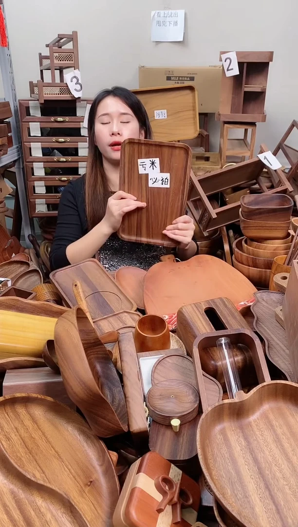 木  南美胡桃木带手抓槽托盘30*30*2cm