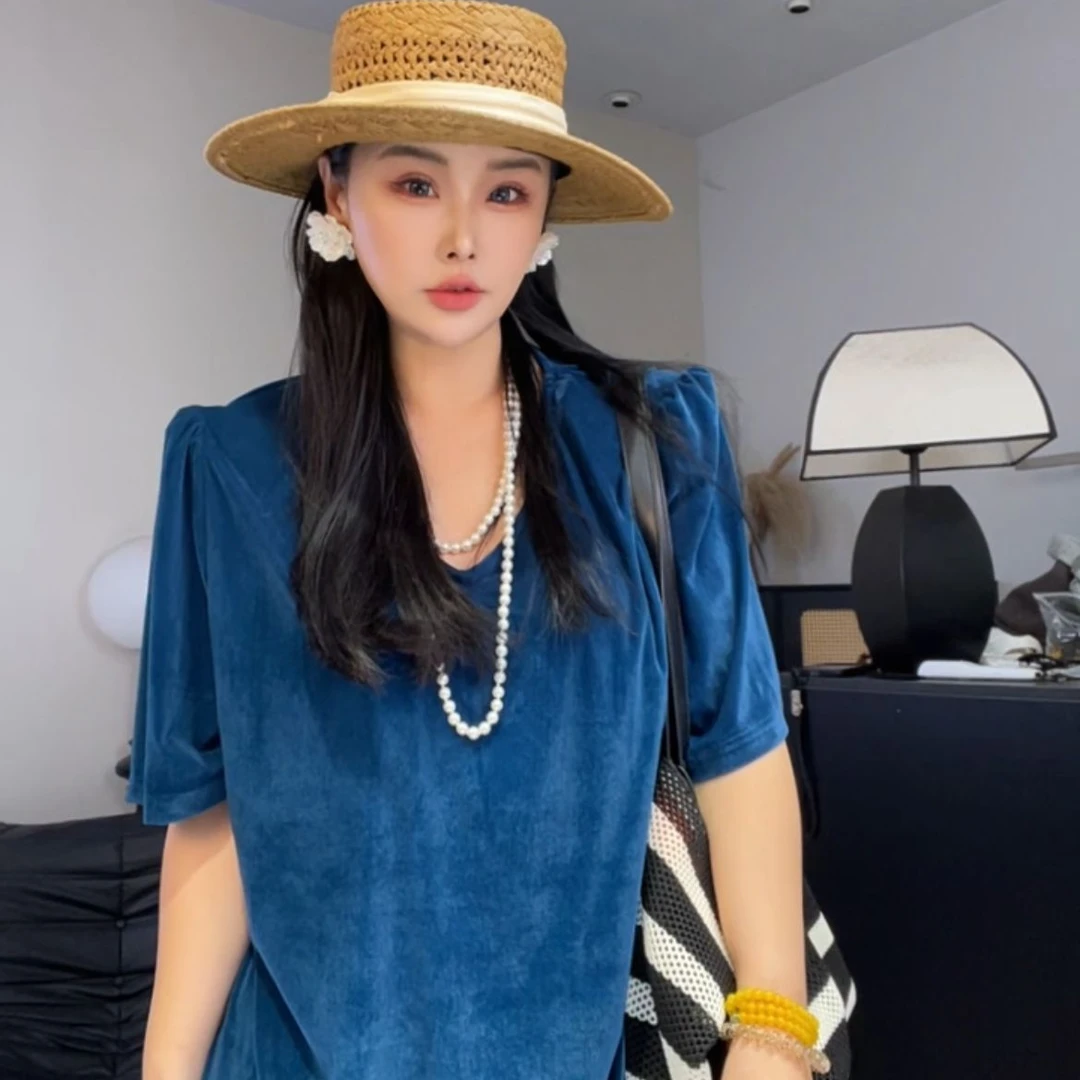 【宝儿姐优选】韩系高级感气质百搭洋气净色泡泡袖V领丝绒t恤