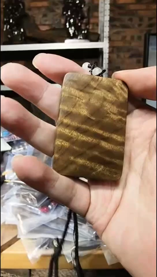 金丝楠无事牌脖挂