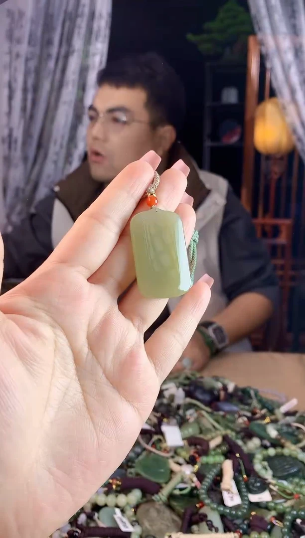 【闪购商品】和田玉挂件未镶嵌多样性发货拍一发一