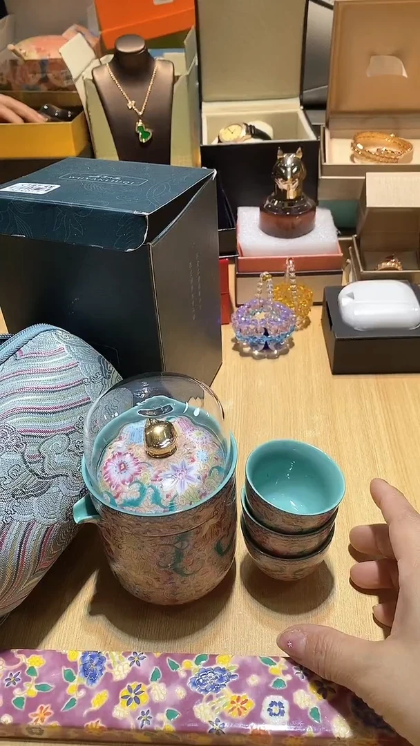 【闪购商品】瓷片锅碗瓢盆一件不剩