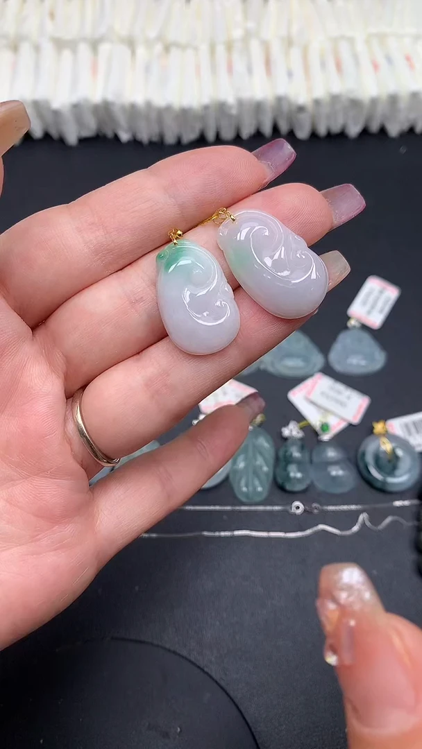 翡翠18K金镶嵌吊坠(不含链)MS190155（多样性发一件）