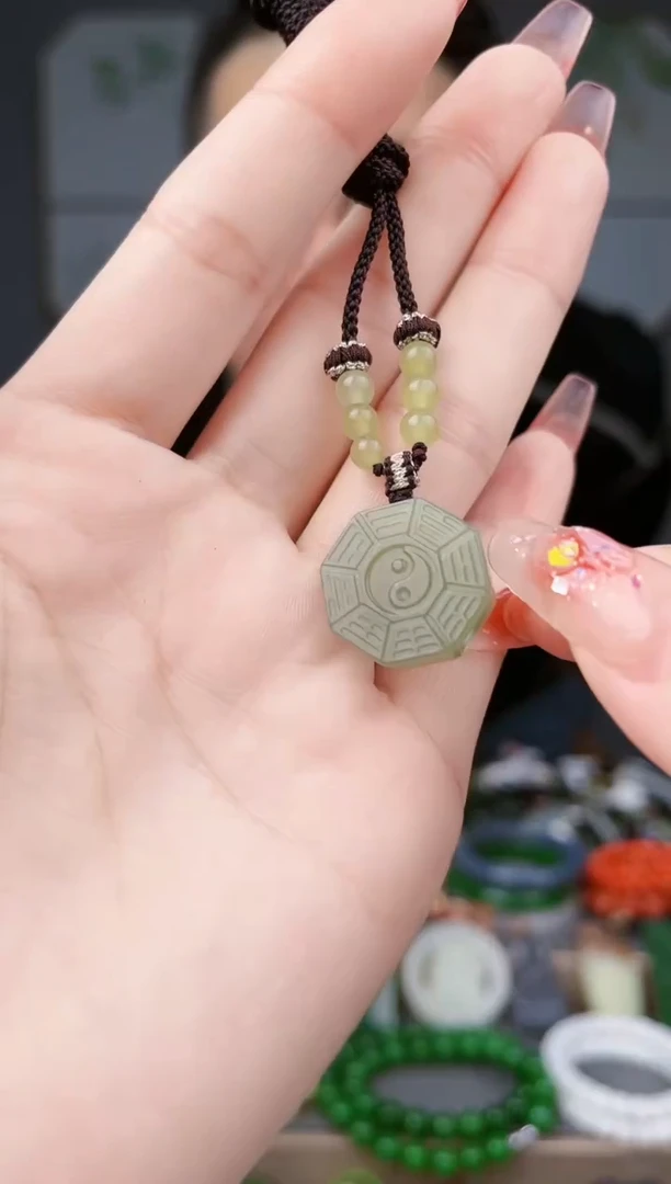 和田玉未镶嵌颈饰多样性发货  拍一单发一个