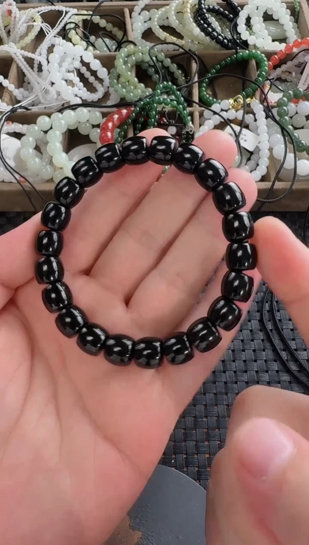 和田玉未镶嵌颈饰黑青直切10*9