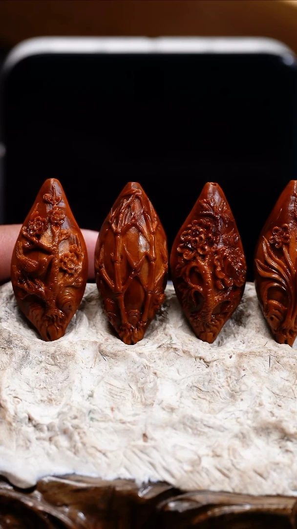 手串/手链橄榄核。苏工核雕