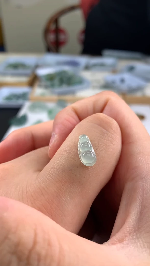 【闪购商品】定制翡翠未镶嵌翡翠