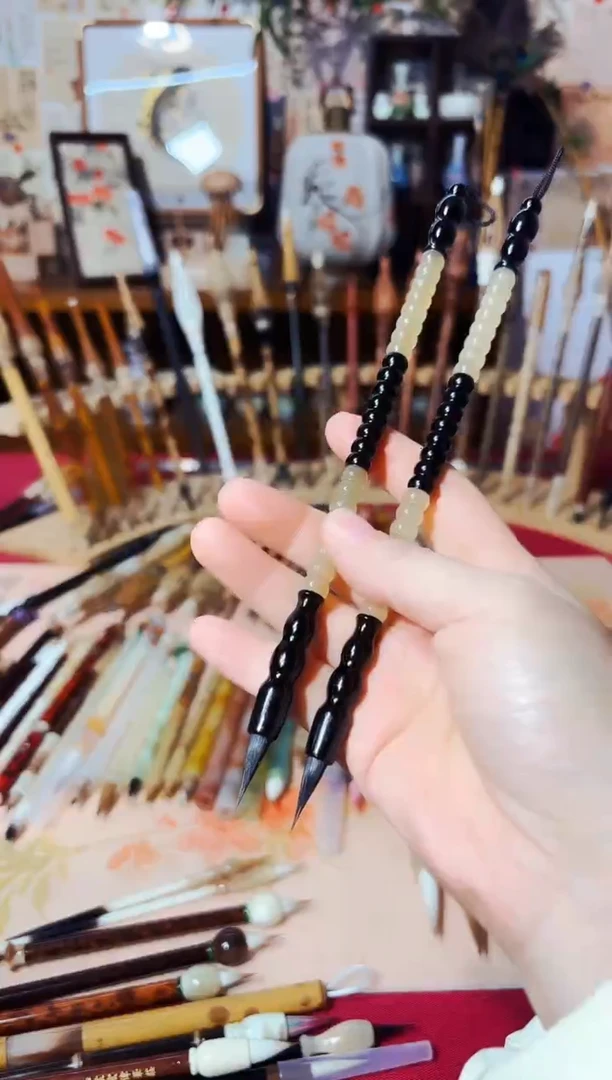 闪6 羊角黑檀算珠笔杆天花板黑尖紫毫小楷出峰2.0（清水试笔）一支