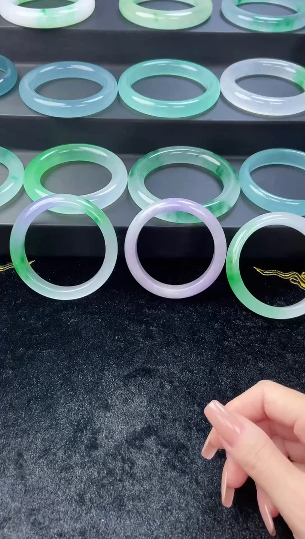 未镶嵌手镯石英质玉402