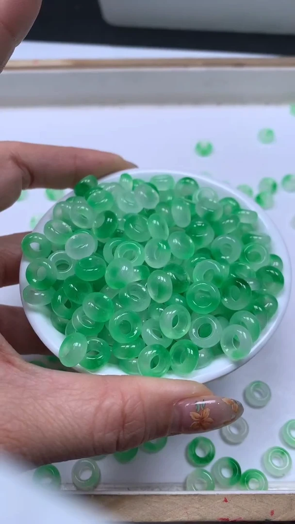 未镶嵌散珠玛瑙/玉髓A1868 飘绿花 甜甜圈内5mm10个5元