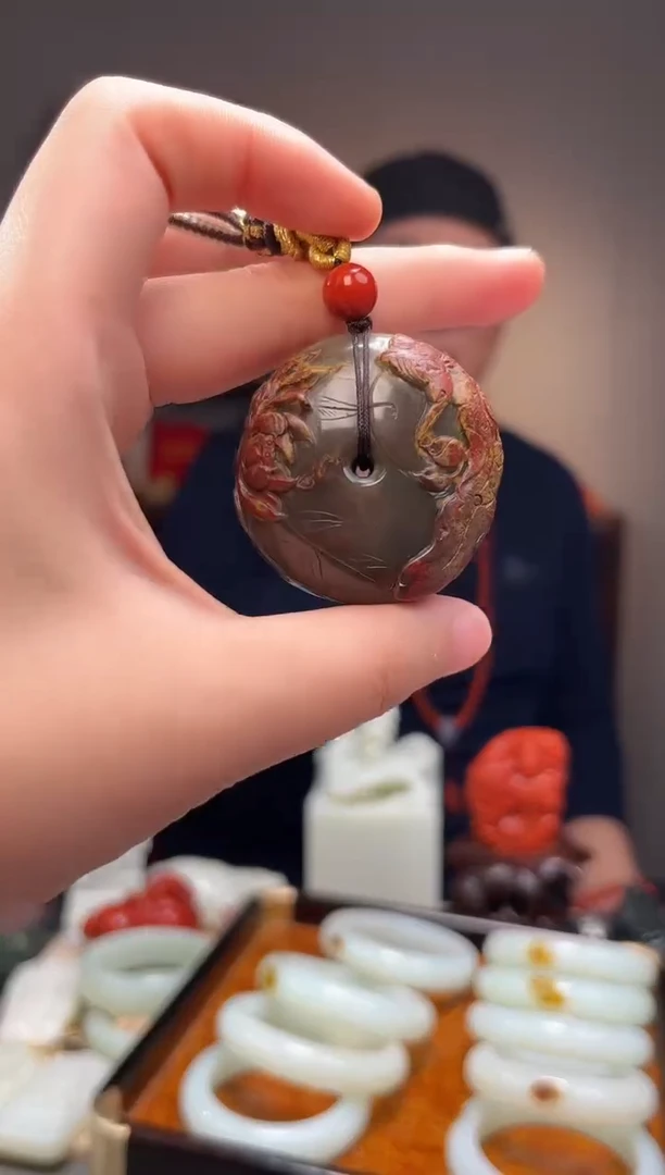 未镶嵌颈饰玛瑙/玉髓吊坠