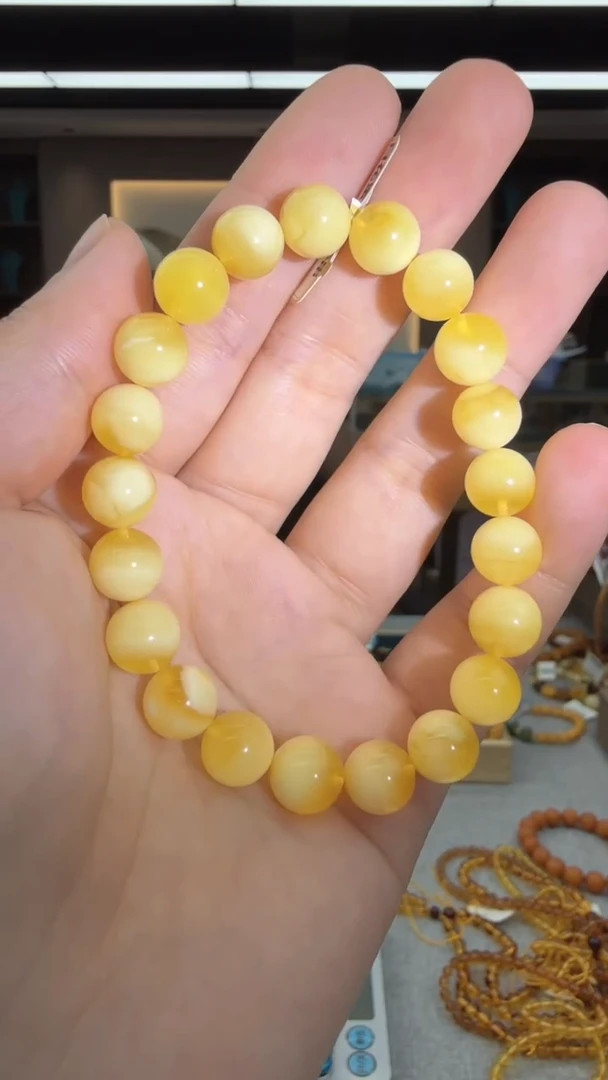 未镶嵌琥珀手链118秒拍号 假一罚三