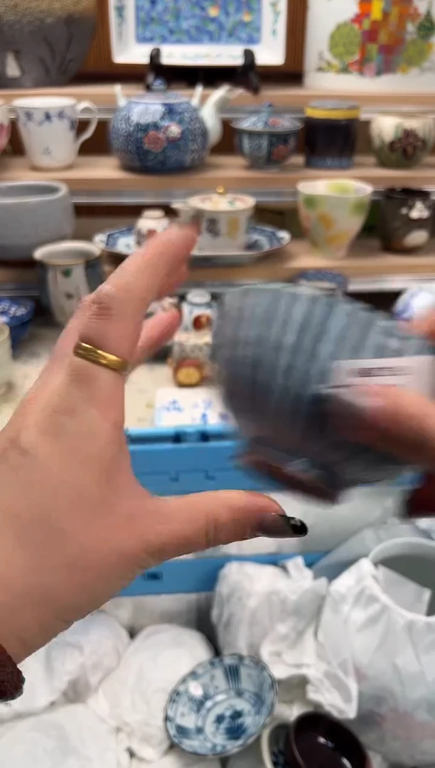 瓷片蒋*歪518  R满28包邮 不满找客服延迟发货