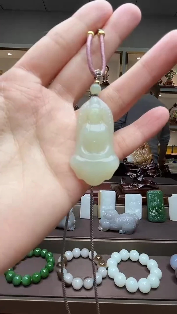 【闪购商品】和田玉颈饰未镶嵌苏