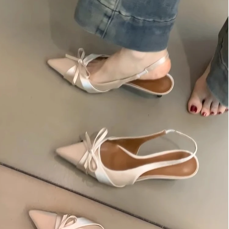 新中式国风后空凉鞋女2025夏季新款配裙子细跟尖头蝴蝶结包头凉鞋