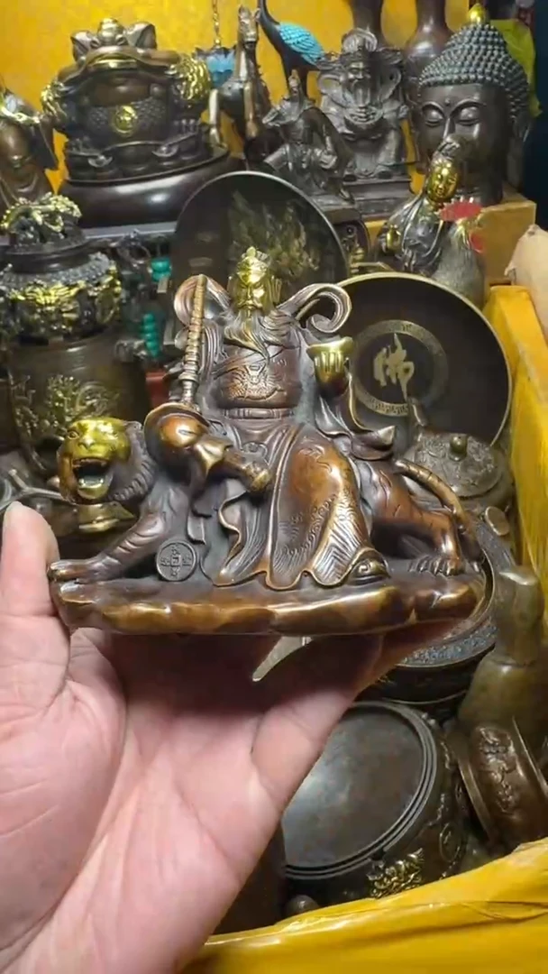 铜器摆件收收藏藏