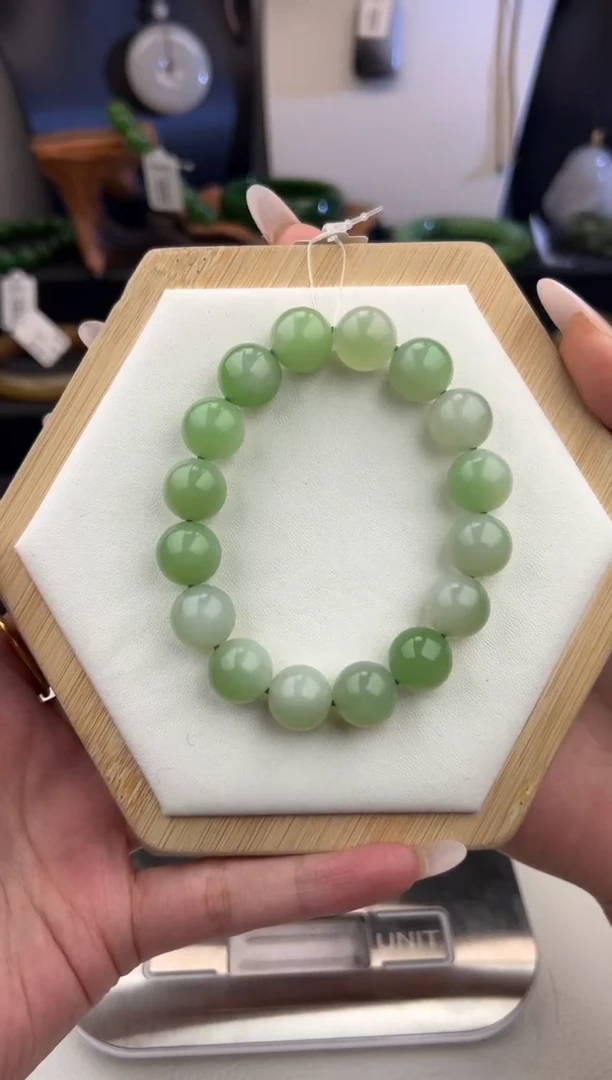 未镶嵌手串和田玉卡13