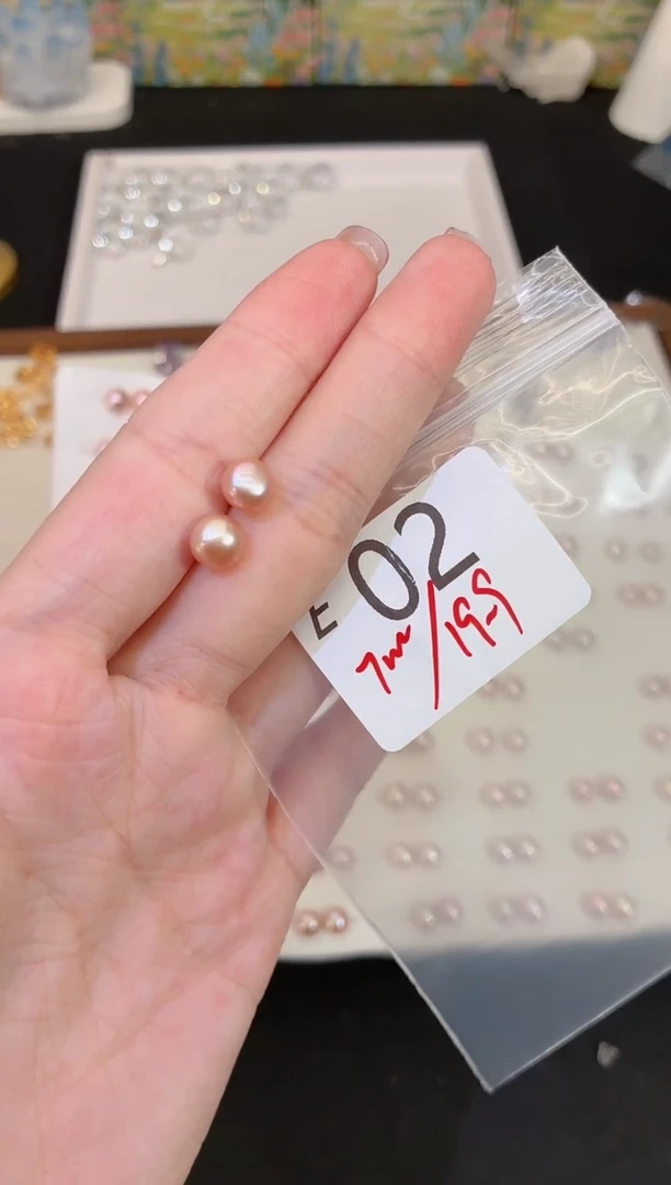 银S925镶嵌耳饰淡水珍珠多样性发一E02