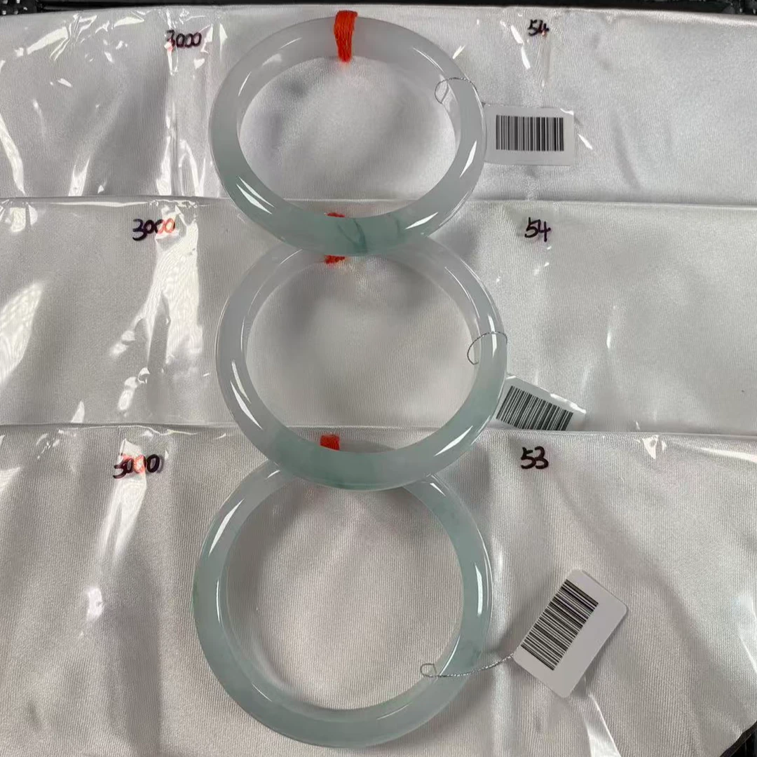 翡翠A货手镯0多样性发货，发一件