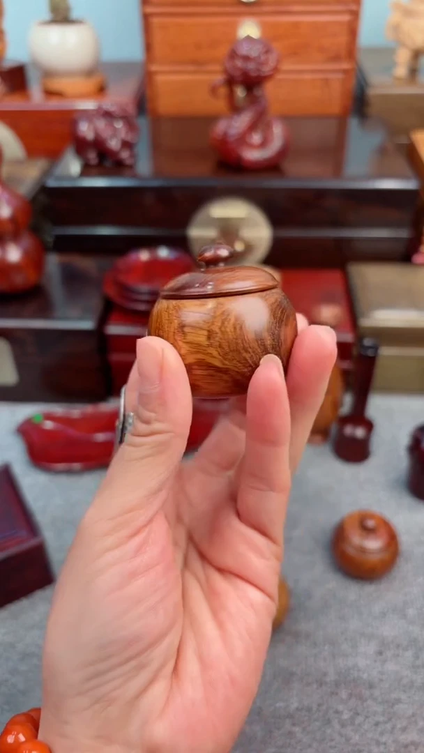 【闪购商品】老板娘推荐越黄一木挖圆罐